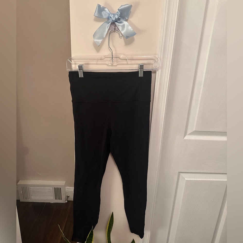 Athleta perforated Elation 7/8 leggings